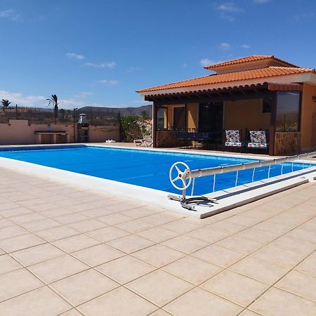 Villa Casa Del Sol 3 Bedroom Villa With Private Solar Covered 12M X 6M Pool Minimum Stay 7 Nights Chromecast And Wifi Throughout The Property Triquivijate Eksteriør bilde