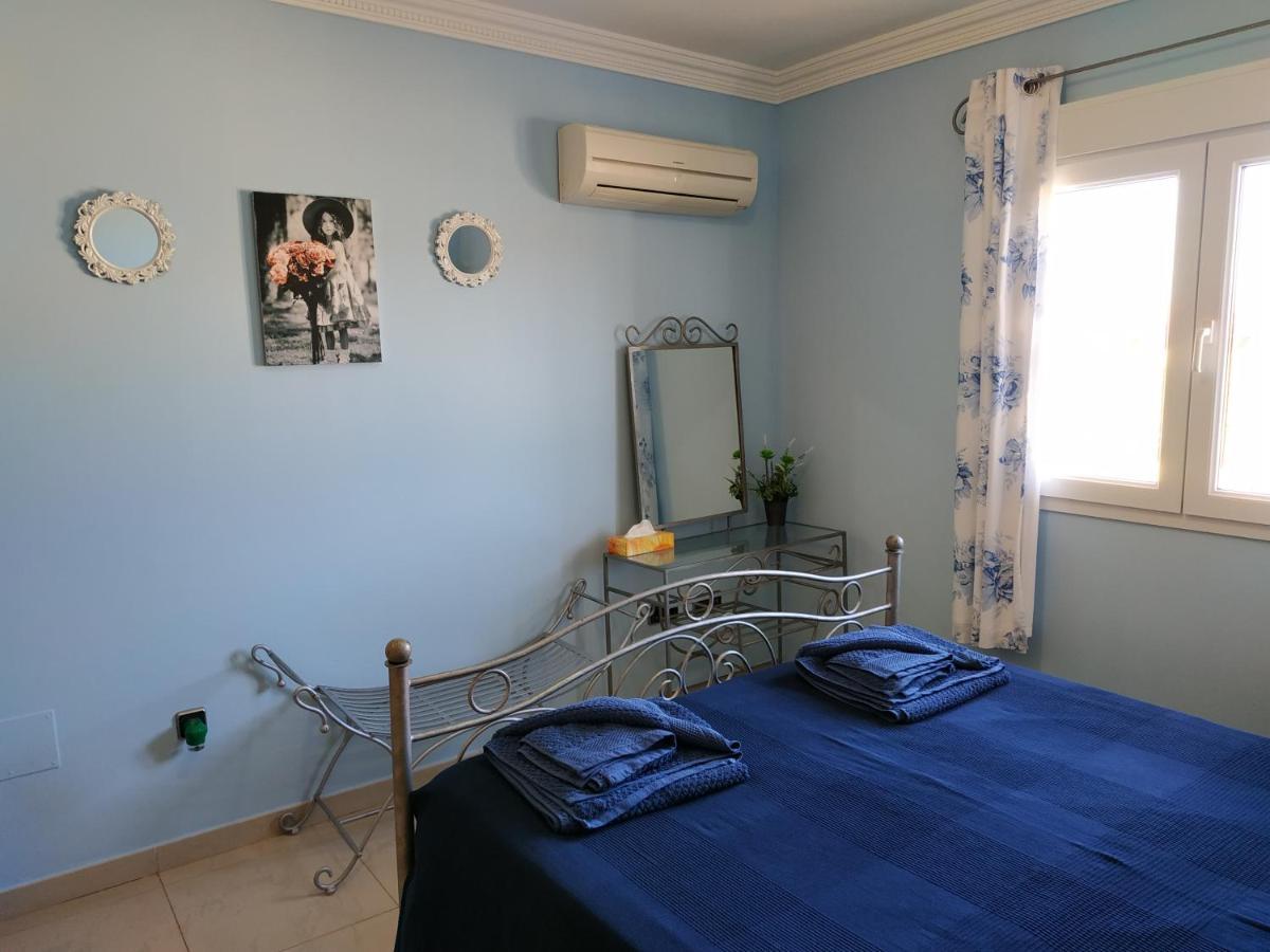 Villa Casa Del Sol 3 Bedroom Villa With Private Solar Covered 12M X 6M Pool Minimum Stay 7 Nights Chromecast And Wifi Throughout The Property Triquivijate Eksteriør bilde