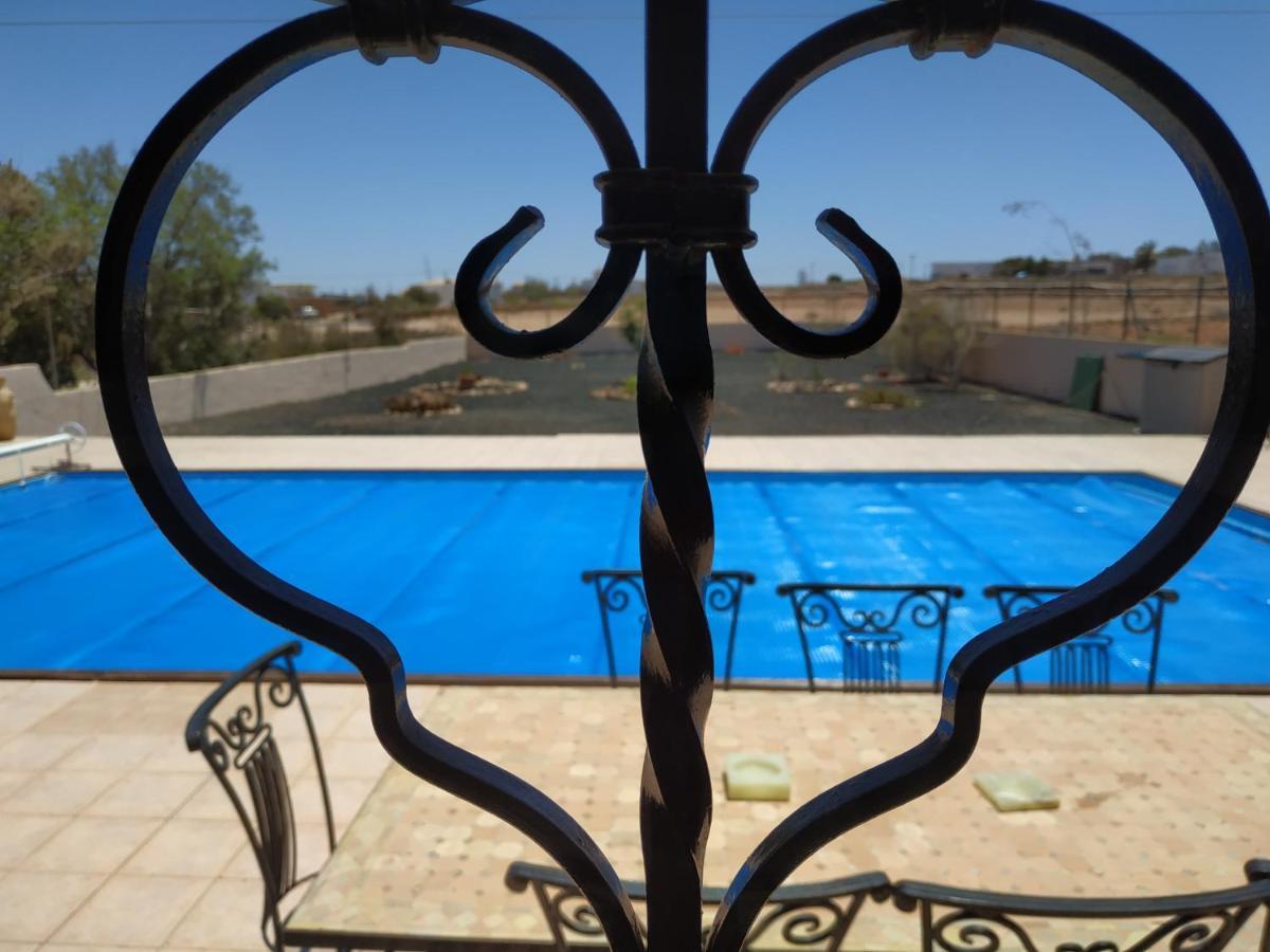 Villa Casa Del Sol 3 Bedroom Villa With Private Solar Covered 12M X 6M Pool Minimum Stay 7 Nights Chromecast And Wifi Throughout The Property Triquivijate Eksteriør bilde