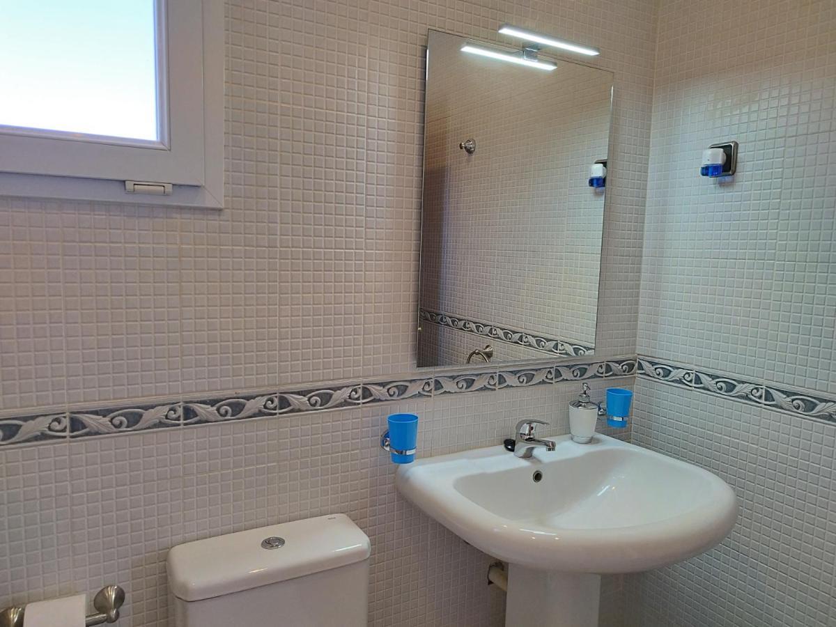 Villa Casa Del Sol 3 Bedroom Villa With Private Solar Covered 12M X 6M Pool Minimum Stay 7 Nights Chromecast And Wifi Throughout The Property Triquivijate Eksteriør bilde
