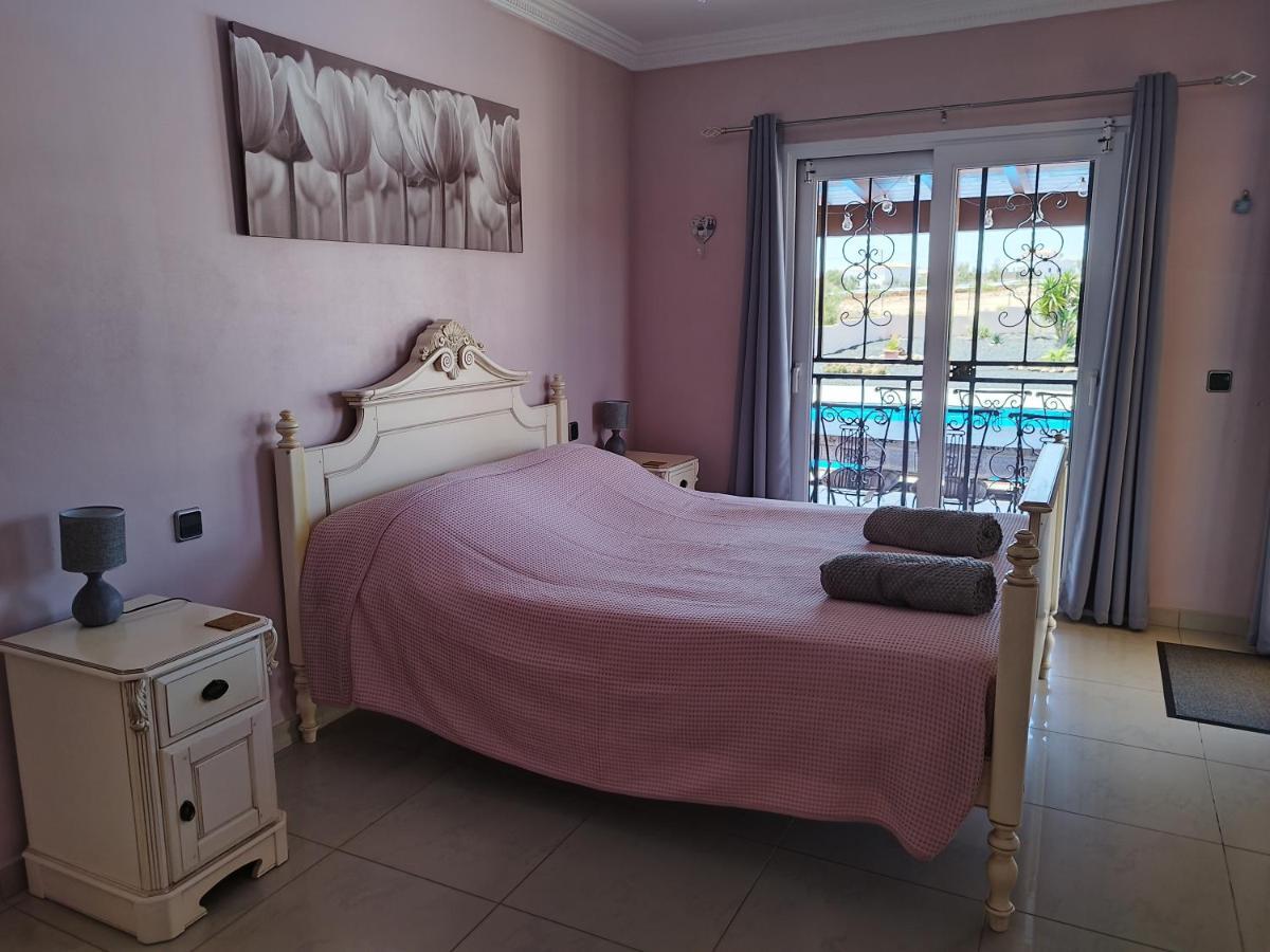 Villa Casa Del Sol 3 Bedroom Villa With Private Solar Covered 12M X 6M Pool Minimum Stay 7 Nights Chromecast And Wifi Throughout The Property Triquivijate Eksteriør bilde