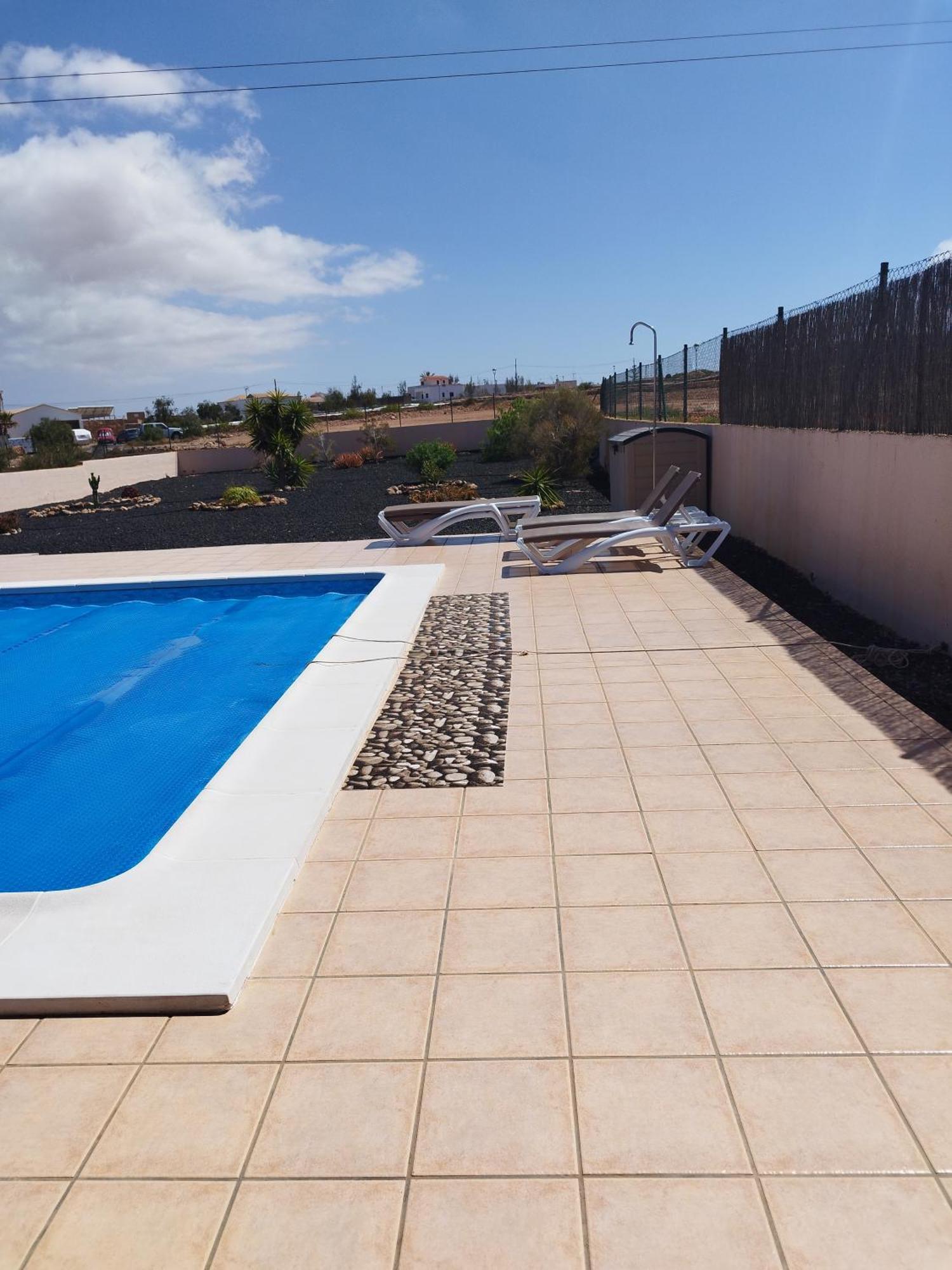 Villa Casa Del Sol 3 Bedroom Villa With Private Solar Covered 12M X 6M Pool Minimum Stay 7 Nights Chromecast And Wifi Throughout The Property Triquivijate Eksteriør bilde