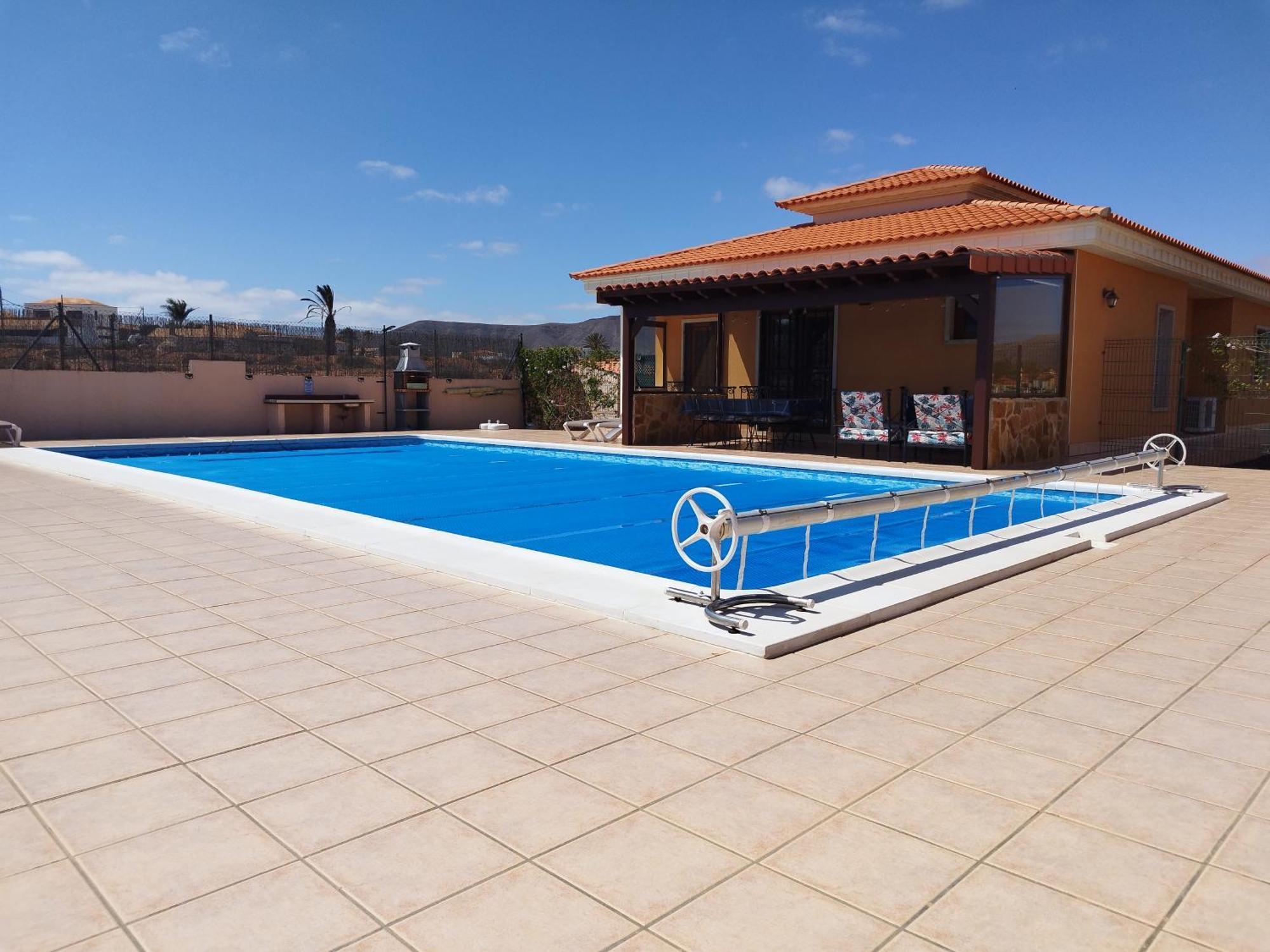 Villa Casa Del Sol 3 Bedroom Villa With Private Solar Covered 12M X 6M Pool Minimum Stay 7 Nights Chromecast And Wifi Throughout The Property Triquivijate Eksteriør bilde