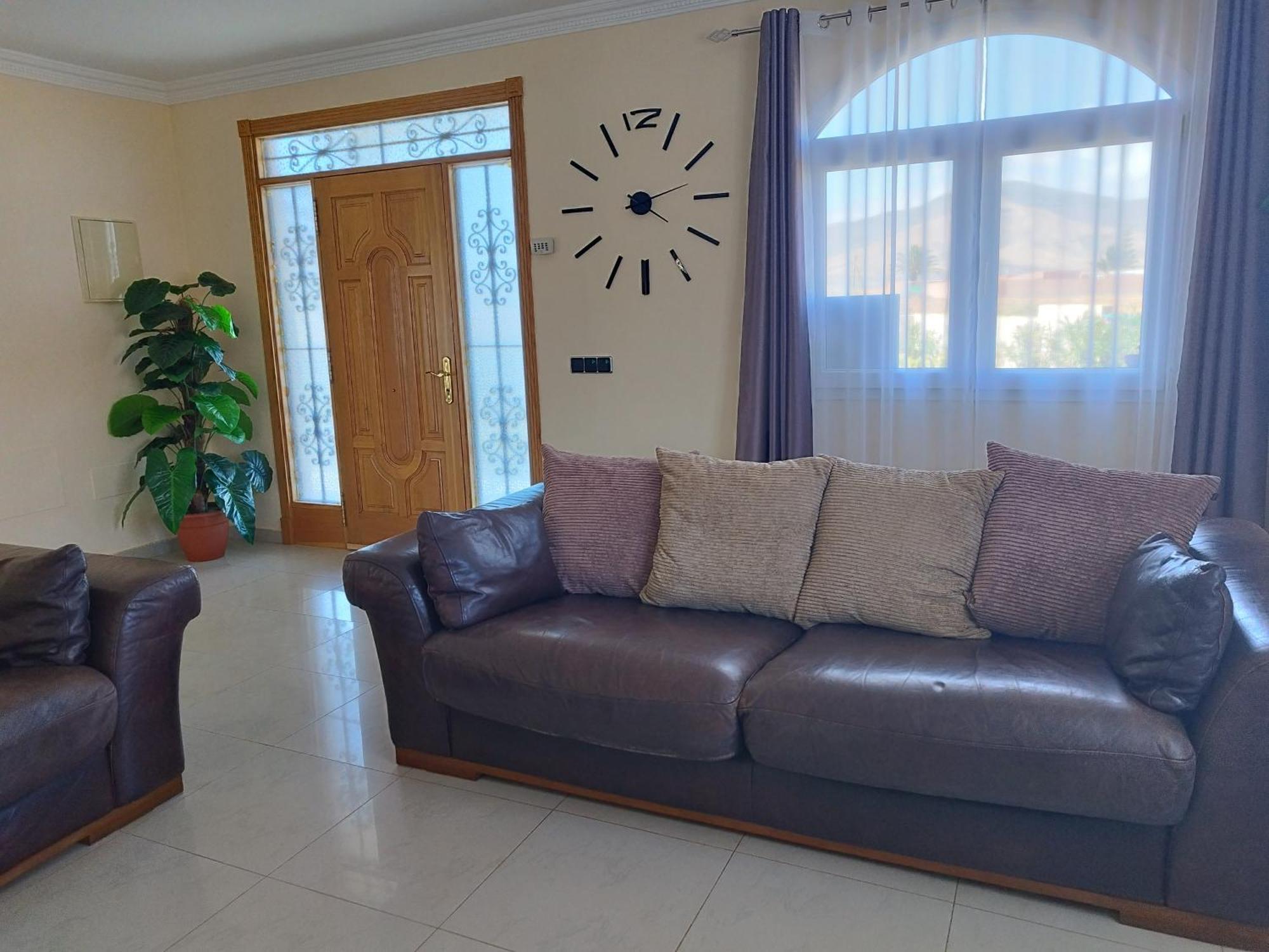 Villa Casa Del Sol 3 Bedroom Villa With Private Solar Covered 12M X 6M Pool Minimum Stay 7 Nights Chromecast And Wifi Throughout The Property Triquivijate Eksteriør bilde