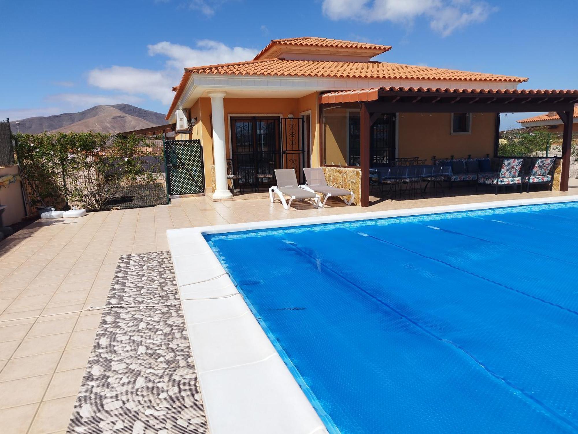 Villa Casa Del Sol 3 Bedroom Villa With Private Solar Covered 12M X 6M Pool Minimum Stay 7 Nights Chromecast And Wifi Throughout The Property Triquivijate Eksteriør bilde